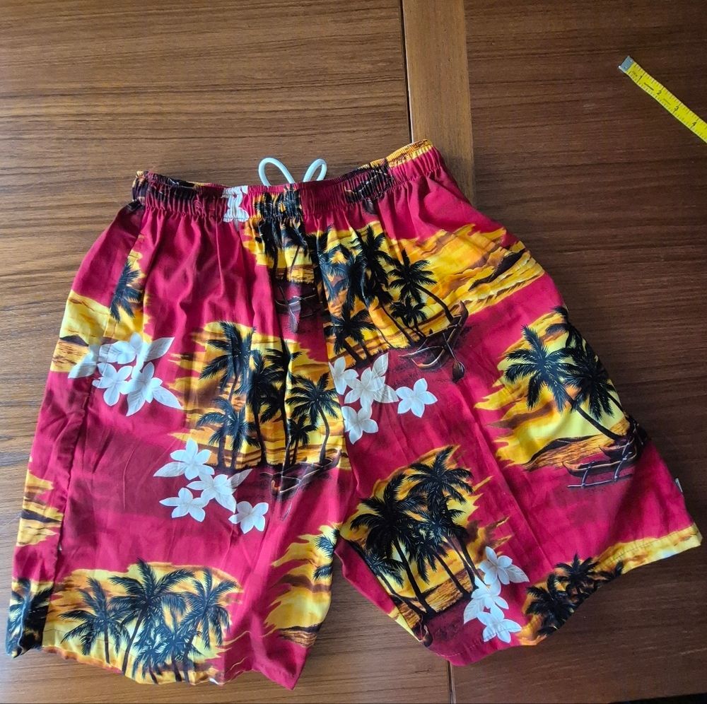 Vintage 90s ROYAL CREATIONS Red Tropical Board Shorts Small